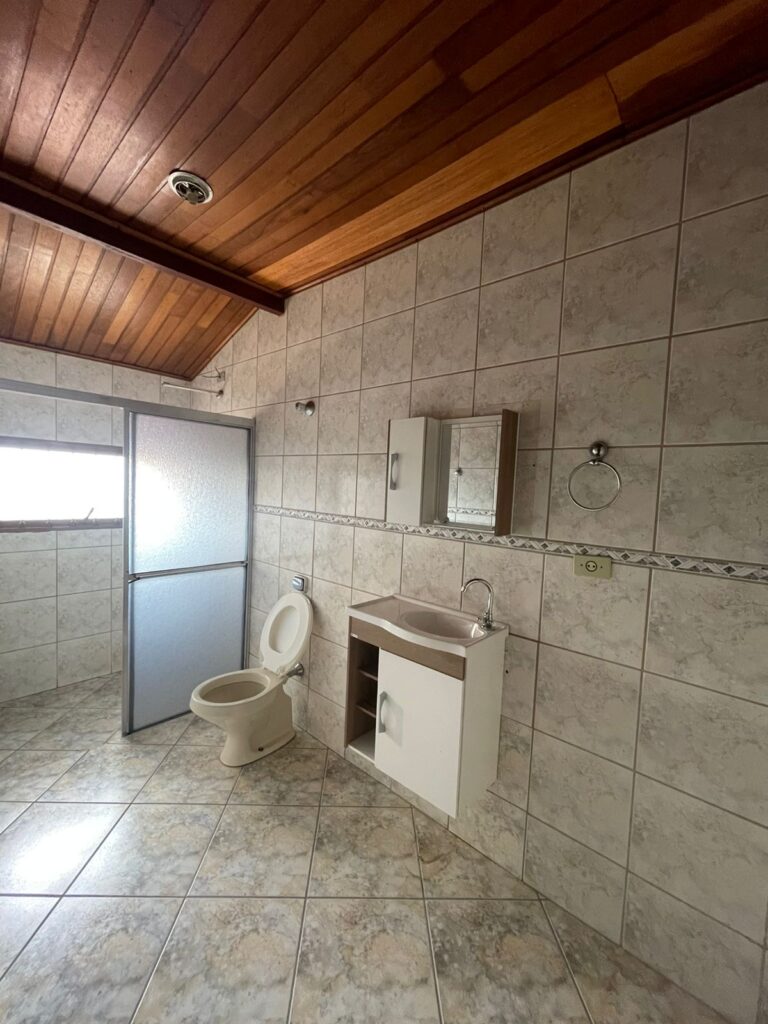 Venda – Casa no Bairro Agenor - Imagem 11